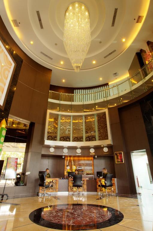 Hotel Grand 4*